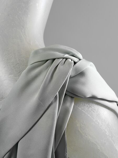 Evening dress, House of Balenciaga (French, founded 1937), silk, French