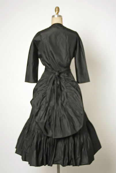 Evening dress, House of Balenciaga (French, founded 1937), silk, French