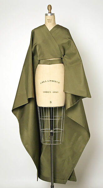 Evening wrap, (attributed to) House of Balenciaga (French, founded 1937), cellulose acetate, wool, French 