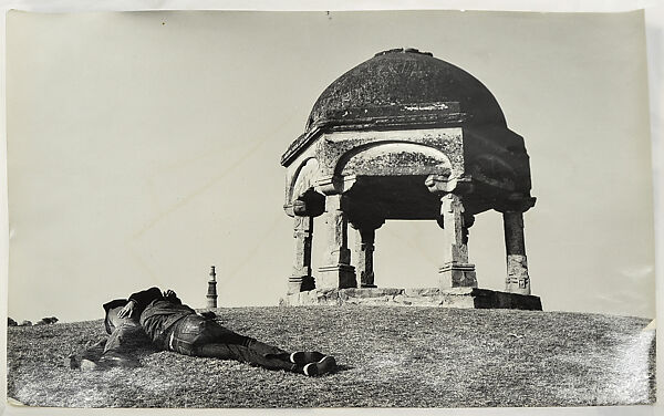 Towards an Indian Gay Image, Qutab Minar, New Delhi, Sunil Gupta (Canadian/British, born New Delhi, India, 1953), Gelatin silver print 