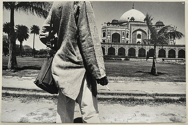 Towards an Indian Gay Image, Humayun’s Tomb, New Delhi, Sunil Gupta (Canadian/British, born New Delhi, India, 1953), Gelatin silver print 