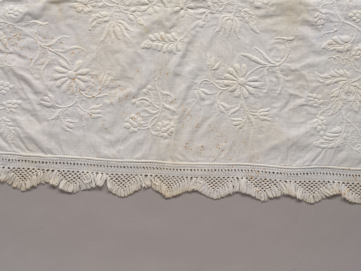 Stuffed and corded crib quilt, Linen, cotton: "whitework" stuffed and corded, probably English