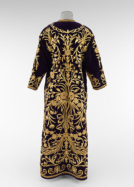 Bindalli Wedding Dress, Velvet, metal wrapped thread; embroidered