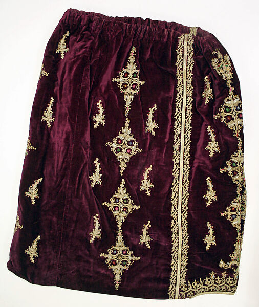 Ensemble, Velvet, silk, metal wrapped thread; embroidered