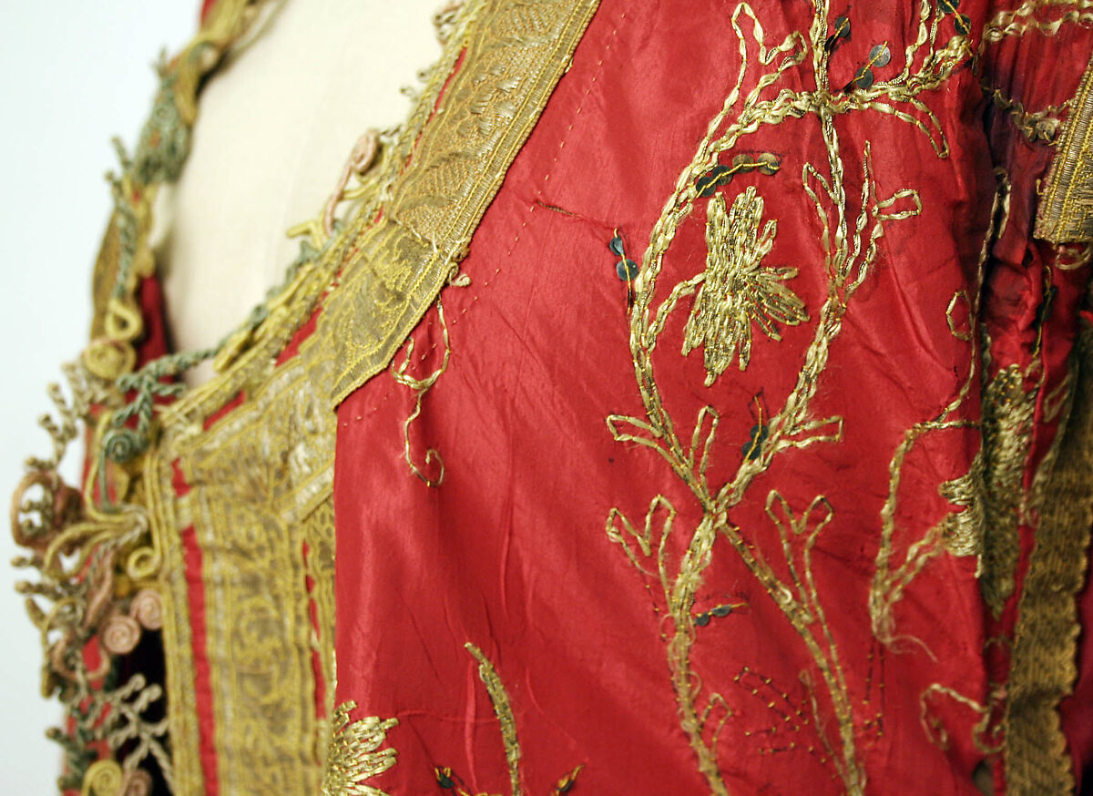 Uçetek Entari or Three-Skirt Robe, Silk; embroidered with couching of laid metallic thread wrapped around silk; metallic sequins