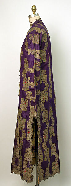 Uçetek Entari, Silk, metal wrapped thread; brocaded