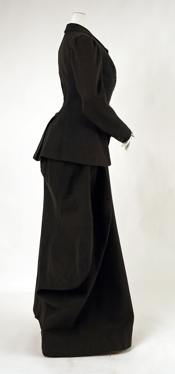 Riding habit, Made by T. Miller &amp; Sons, New York (American), (a,b) wool
(c,d) silk
(e) cotton, American