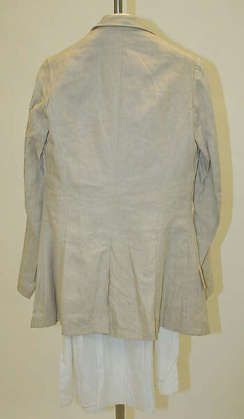 Riding habit, (a, b) Busvines &amp; Co. Paris (French), (a-c) wool
(d) linen
(e-h) cotton
(i) wool
(j, k) leather
(l-q) wood, French