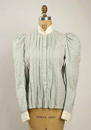 Shirtwaist