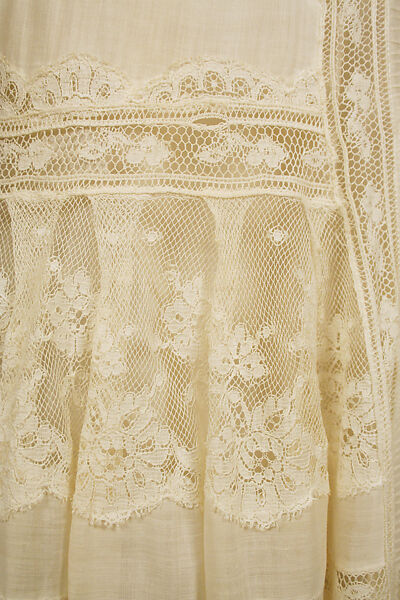 Dress, (a) cotton, American