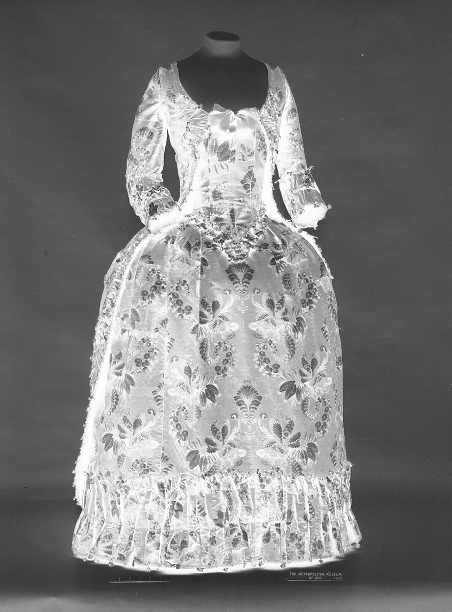 Robe à la polonaise, silk, French