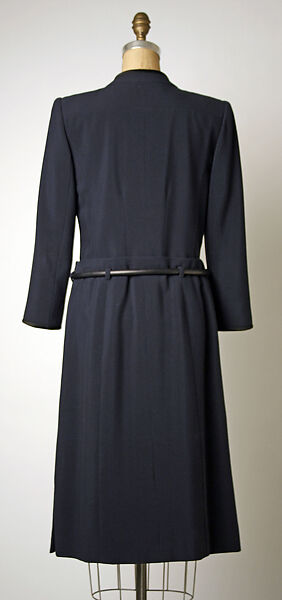 Ensemble, (a–c) House of Chanel (French, founded 1910), (a) wool, silk; (b) leather; (c) jewel, jet, agate, pearl; (d, e) linen, French