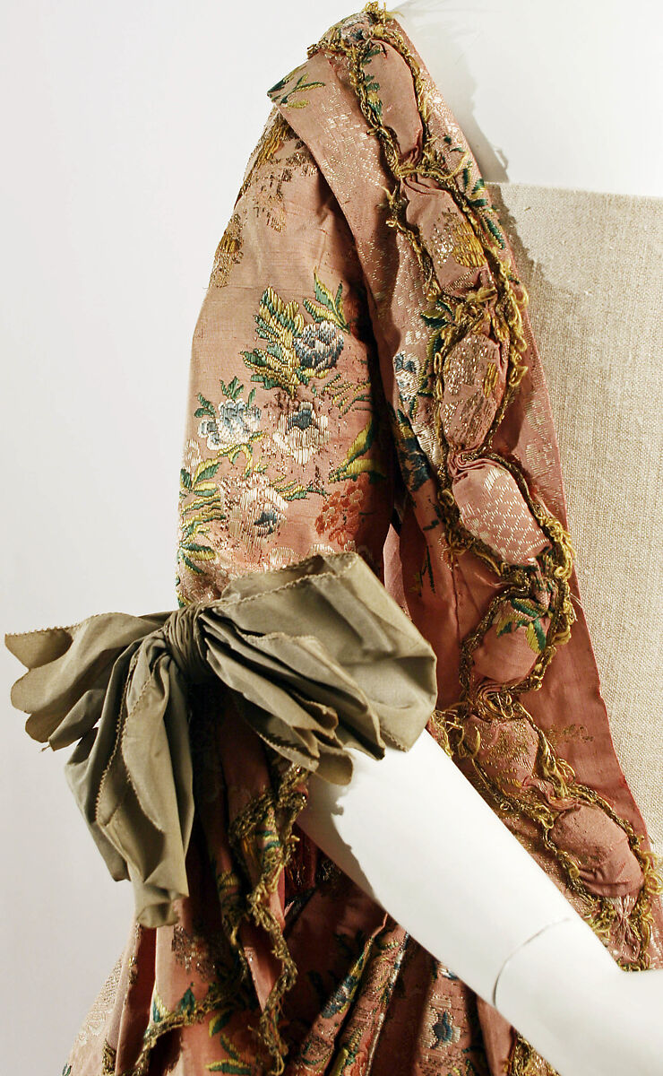 Robe à la française, silk, metal thread, French