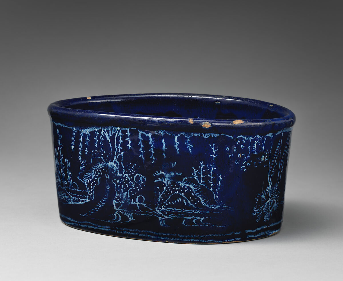 Butter dish, Tin-glazed earthenware, British, Lambeth or French, Nevers