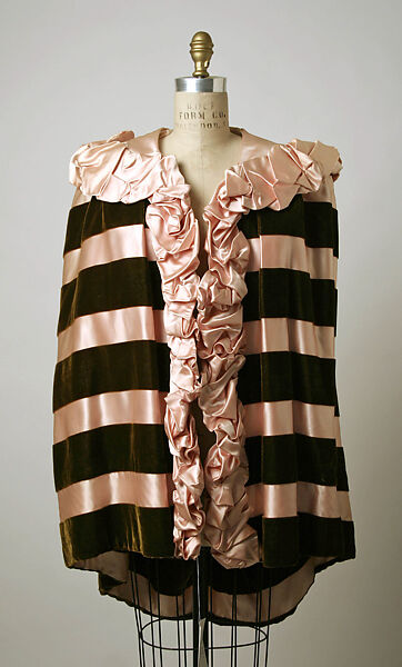 Cape, Elsa Schiaparelli (Italian, 1890–1973), silk, French 