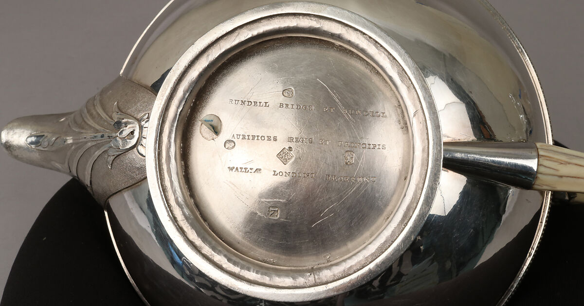 Teapot (part of a service), Digby Scott (British, active 1802–1807), Silver; ivory, British, London