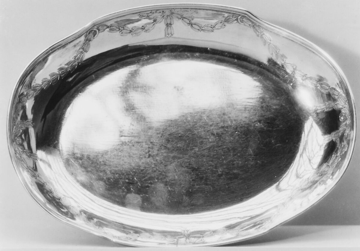 Stand for a bowl with cover (plateau), Jacques-Pierre Marteau (apprenticed 1740, master 1757, died 1779), Silver gilt, French, Paris 