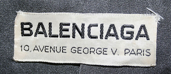 Suit, House of Balenciaga (French, founded 1937), (a) wool, plastic; (b) wool, French