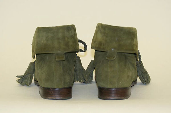 Boots, Manolo Blahnik (British, born Spain, 1942), (a, b) leather, British