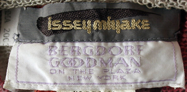 "Seashell", Miyake Design Studio (Japanese, founded 1970), cotton, nylon, linen, Japanese