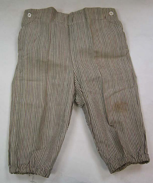 Ensemble, a-d) cotton
e-h) leather, American