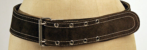 Ensemble, Jacques Laurent, a) leather, metal; b) enamel, metal; c) synthetic; d) leather, metal; e) leather, French