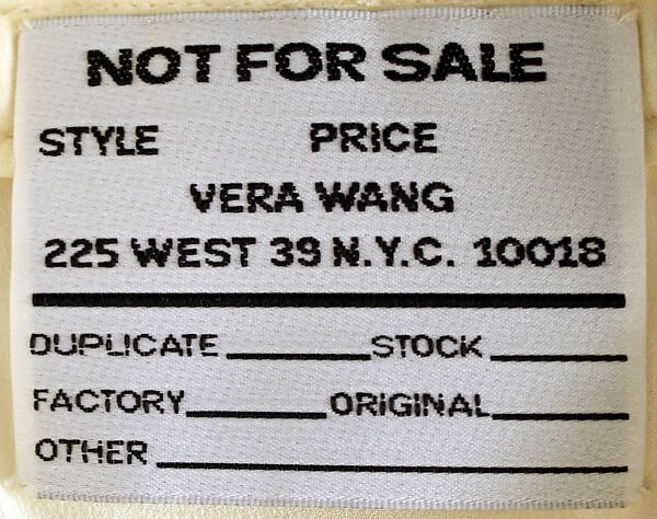 Wedding dress, Vera Wang (American, born 1949), silk, American
