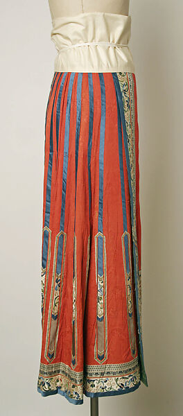 Ensemble, Silk
(c) silk, cotton, metal, China
