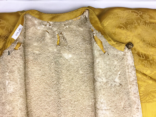 Robe, silk, sheepskin, China