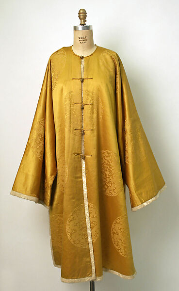 Robe, silk, sheepskin, China 