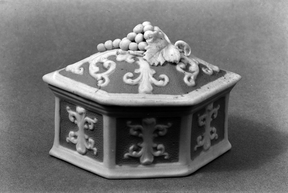 Trinket Box, Parian porcelain, American