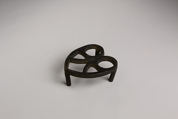 Trivet, Iron 