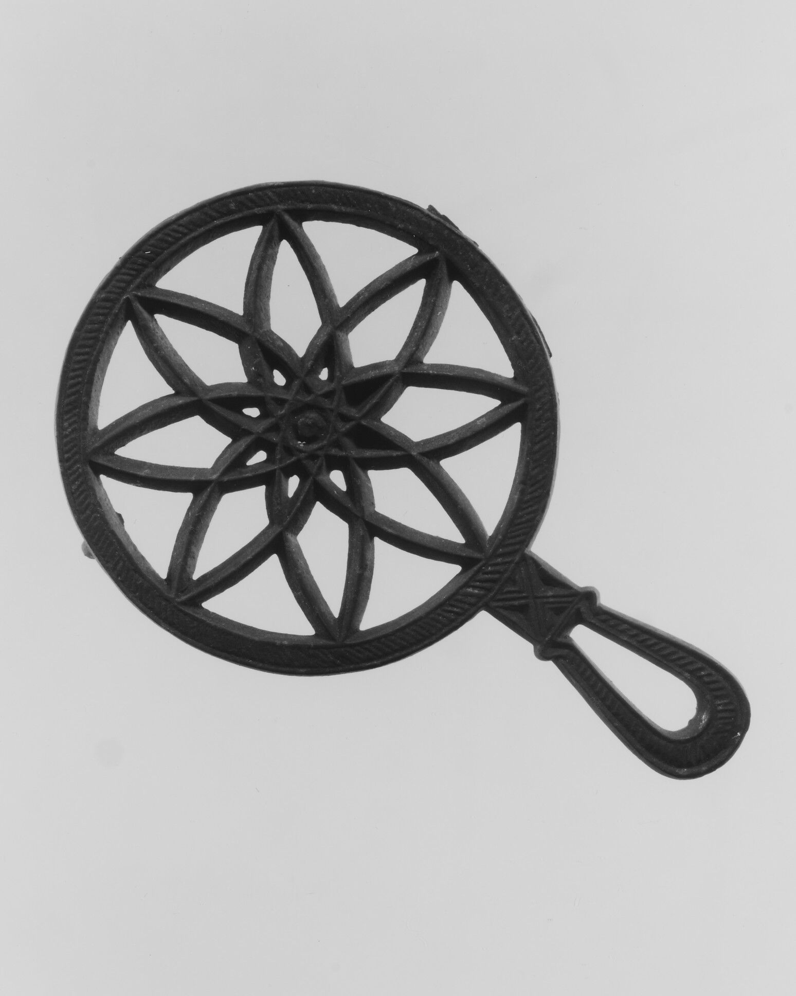 Trivet, Iron
