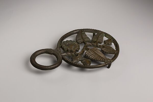 Trivet, Iron 