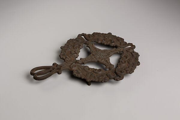 Trivet, Iron 