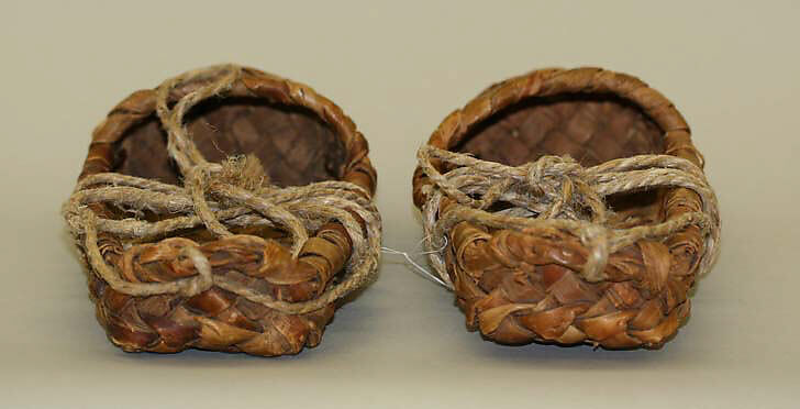 Shoes, bark, Russian