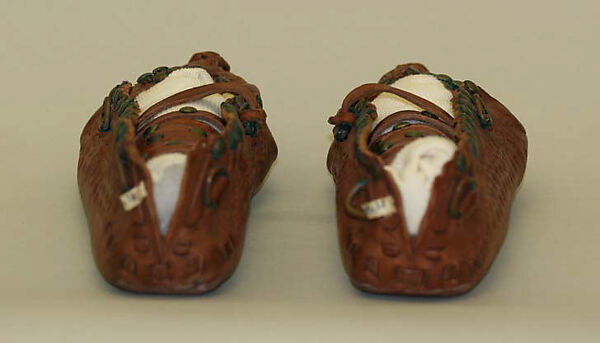 Ensemble, wool, leather, Polish