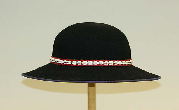 Ensemble, wool, leather, Polish