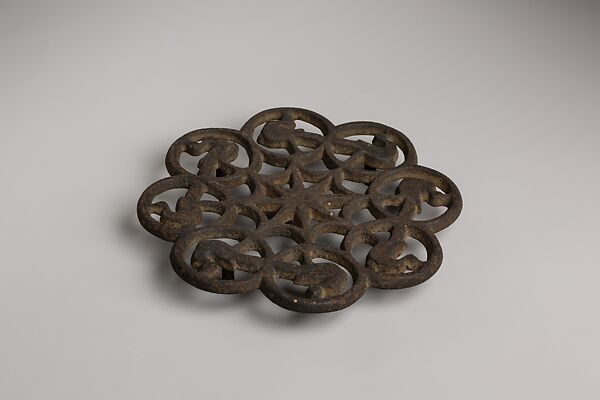 Trivet, Iron 