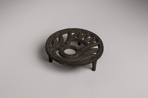 Trivet, Iron 