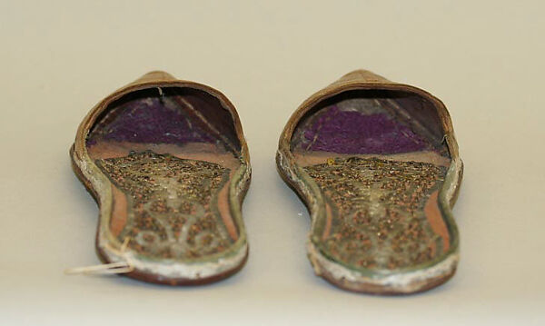 Slippers, Leather, silk, metal wrapped thread, cotton; embroidered