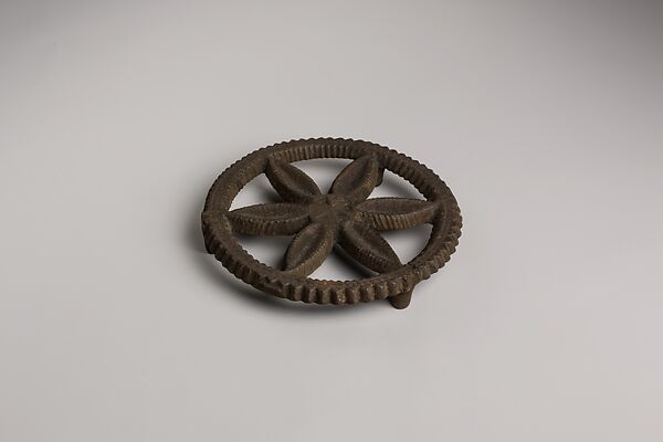 Trivet, Iron 