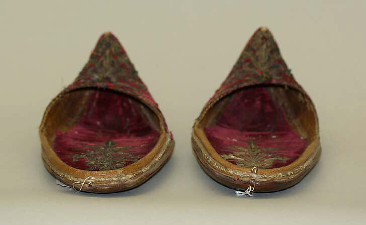 Slippers, Leather, metal wrapped thread; embroidered