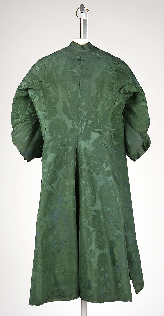 Dressing gown, silk, British