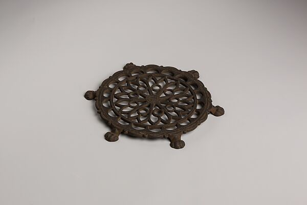 Trivet, Iron 