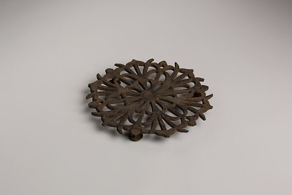 Trivet, Iron 