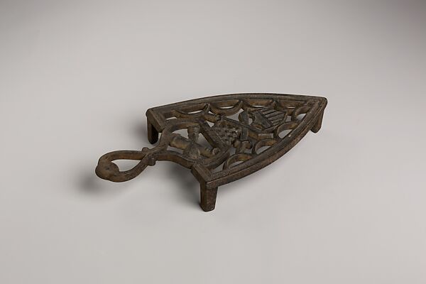 Trivet, Iron 