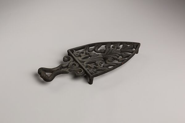 Trivet, Iron 