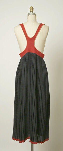 Ensemble, (a) wool
(b, c, e) linen
(d, f) leather, Finnish