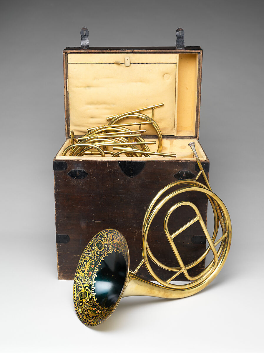 Cor d’orchestre, Courtois Neveu Aine, horn: brass, white metal, polychrome; case: wood, paper, iron, chamois leather, paint, French
